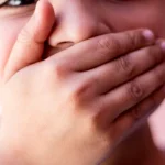 De ce mint copiii și ce încearcă, de fapt, să transmită. Reacția părinților poate schimba comportamentul