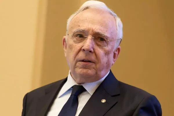 România mai are de așteptat până la adoptarea euro. Isărescu explică ce împiedică acum renunțarea la leu